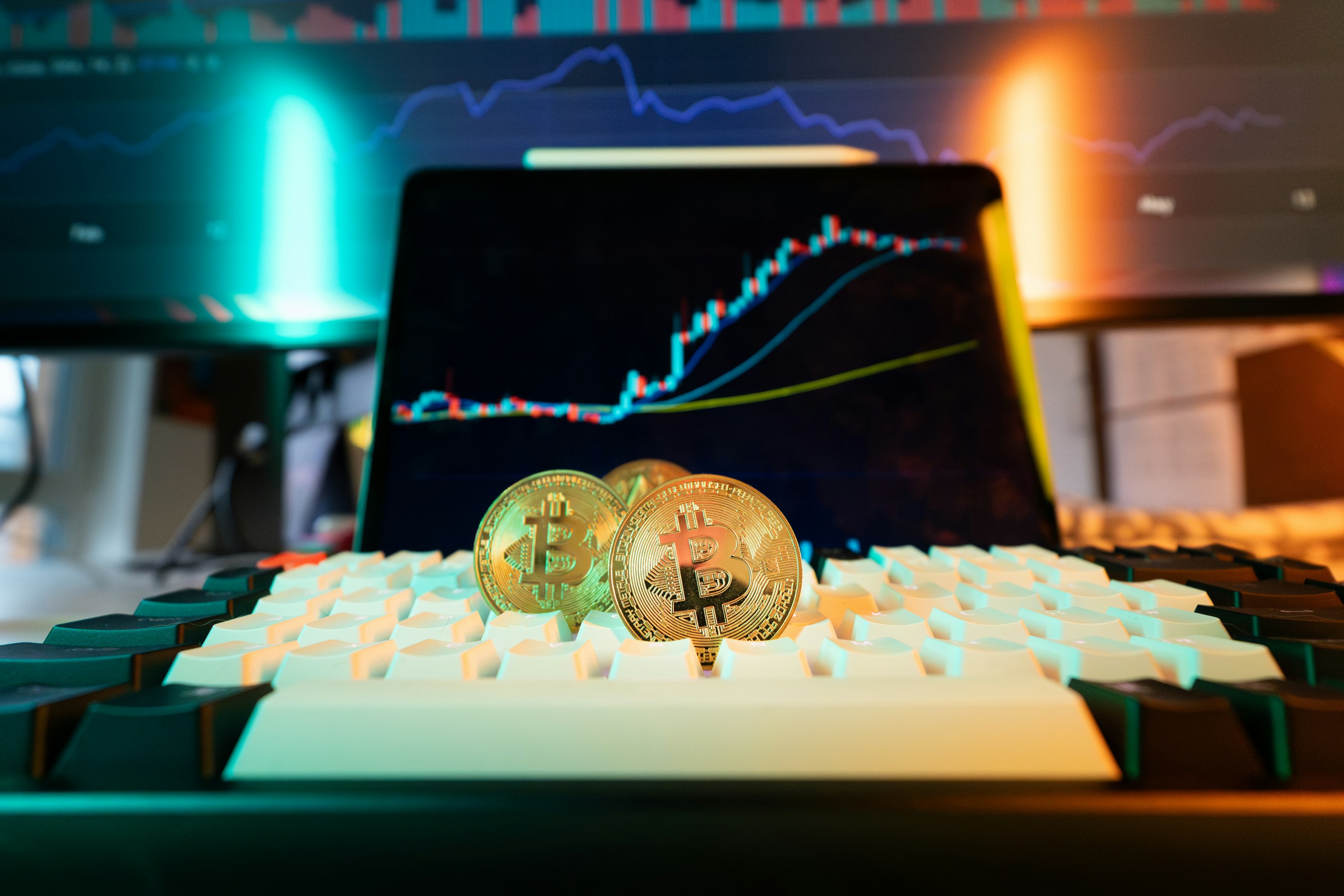 Instant 700 Larix Trading